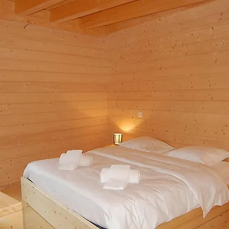 Plan Fey Sleeps 14 Wifi بيت للعطل